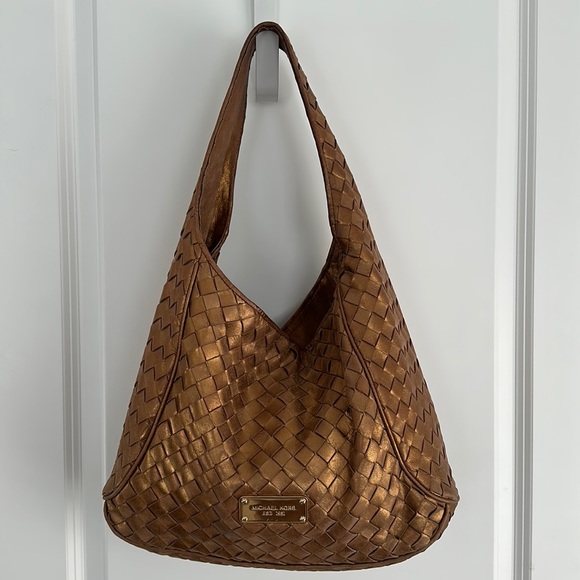 KORS Michael Kors Handbags - MICHAEL Michael Kors Newbury Metallic Gold Woven Leather Shoulder Hobo Bag Purse